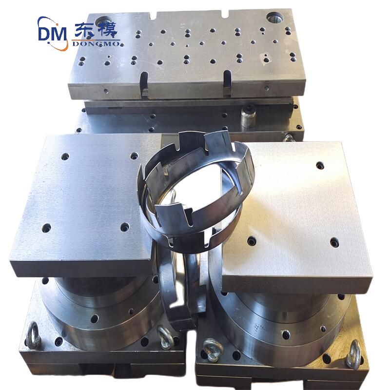 LPG cylinder stamping and drawing die